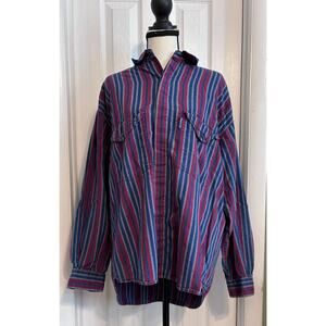 Vintage Levi’s Men’s Button Down Blue Red & White Classic